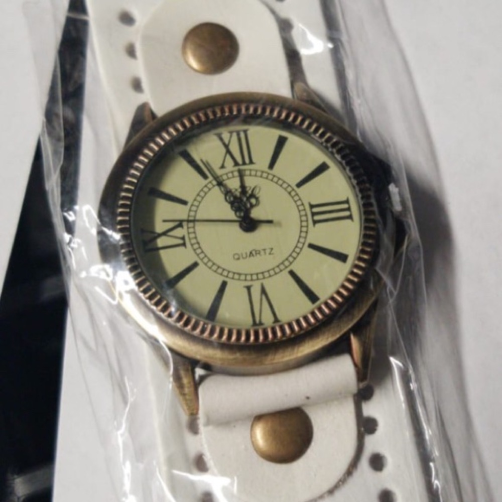 CCQ High Quality Vintage Leather Bracelet Watch An - Picture 7 of 7